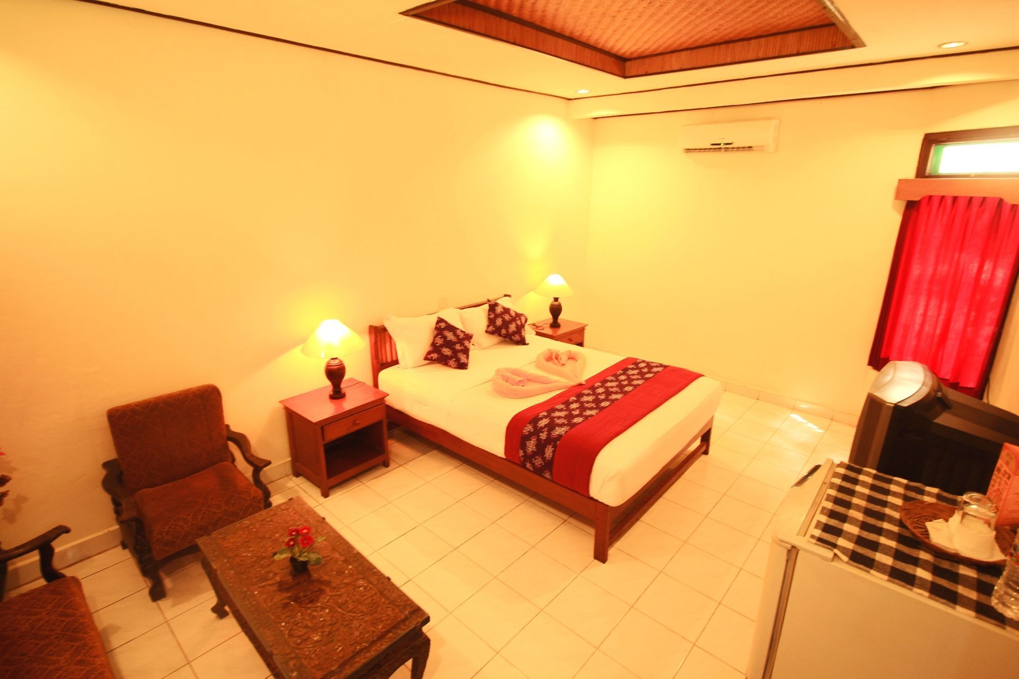 Lovina Beach Hotel Buleleng  Exterior photo